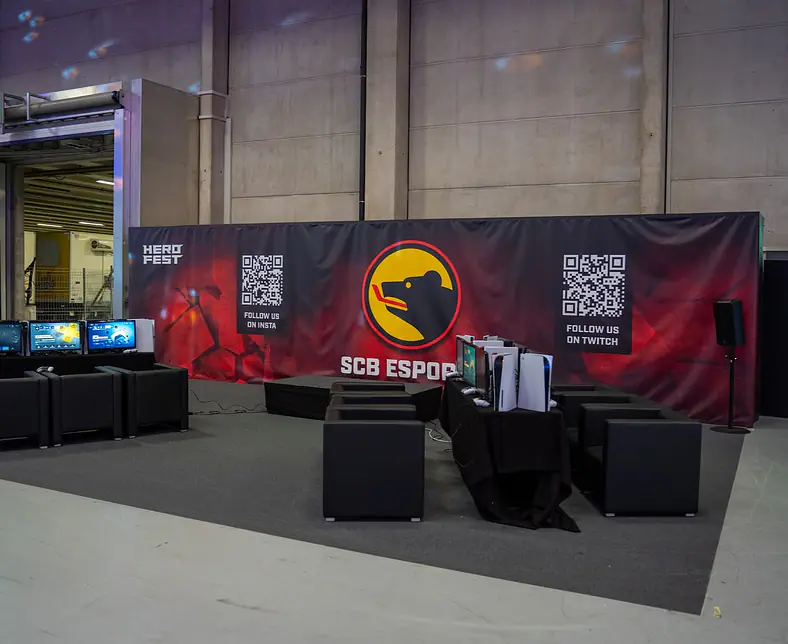 HEROFEST22-DAY1-28.jpg