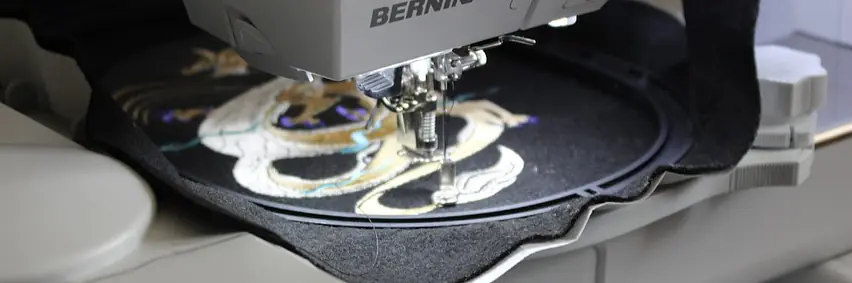 Sticke selbst mit der Maschine! (EN/DE)