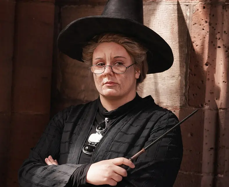 McGonagall Daniel Wilds Imaginarium - Ramona Wirth.jpg